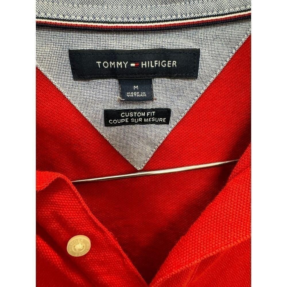 Tommy Hilfiger | y2k dead stock  Men's Red Polo Shirt | Medium | Great Condition - Picture 2 of 4